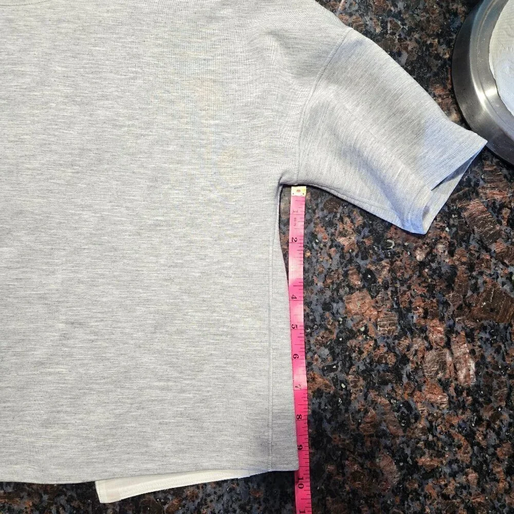 Lululemon Minimal Short Sleeve - 8
